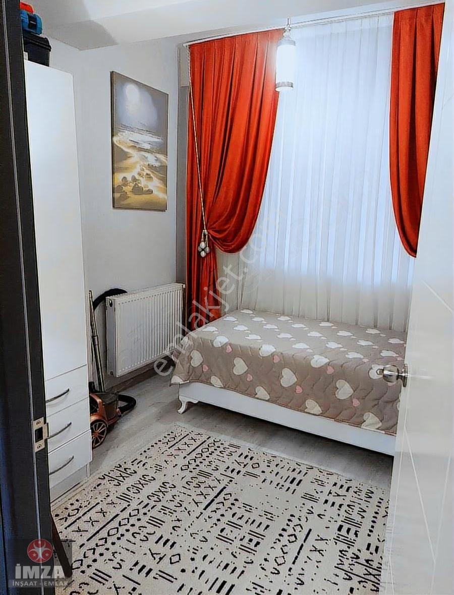 Atalarda 2+1 Arakat Balkonlu Satılık Lüx Apart - Görsel 5