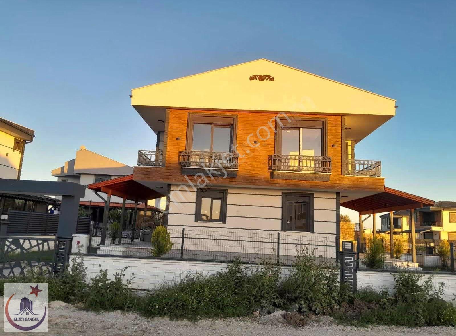 Kuzey Sancak'tan Satılık 3+1 Köşe Konumlu Villa - Görsel 11