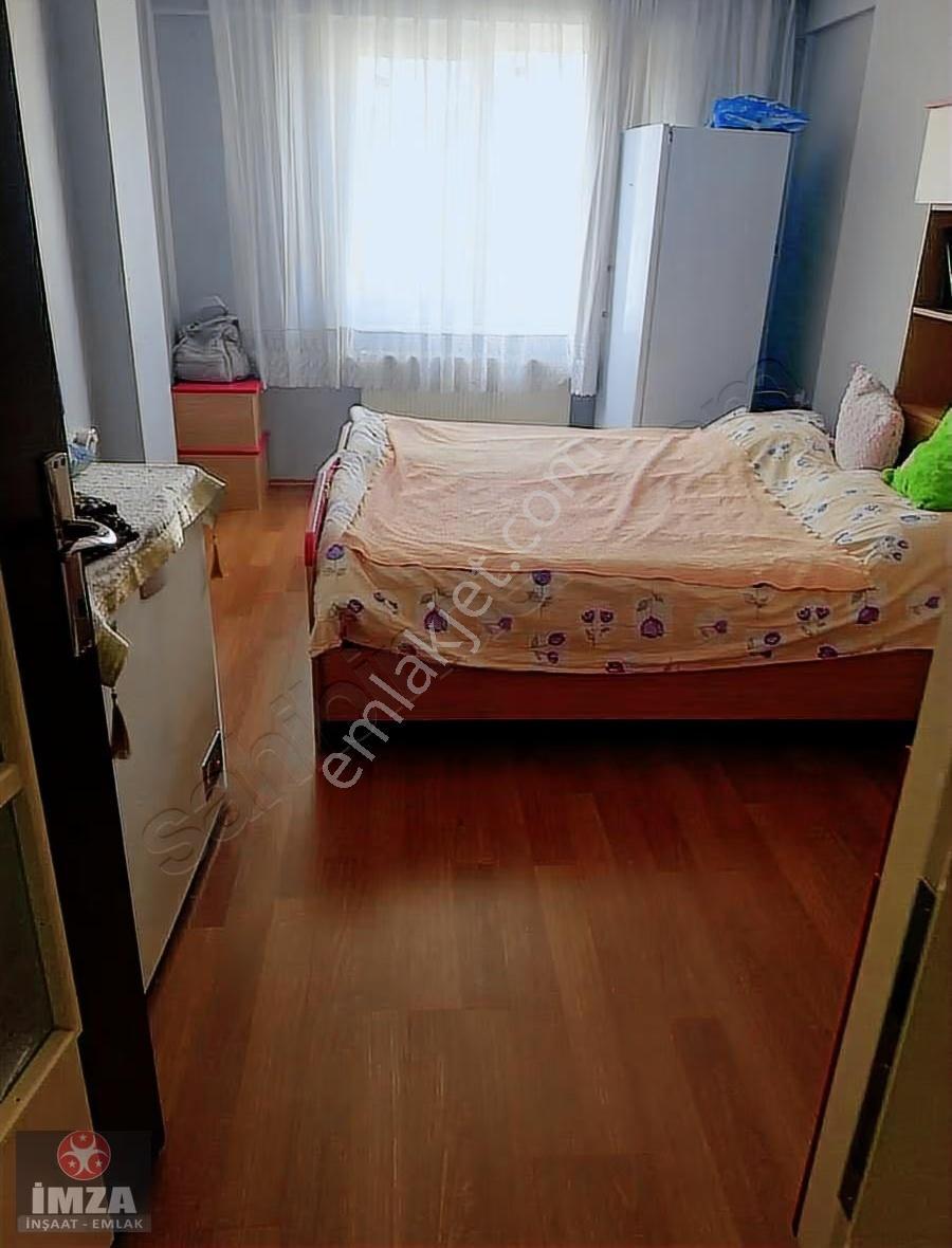 İstiklal De Satılık Geniş Kullanışlı Daire - Görsel 13