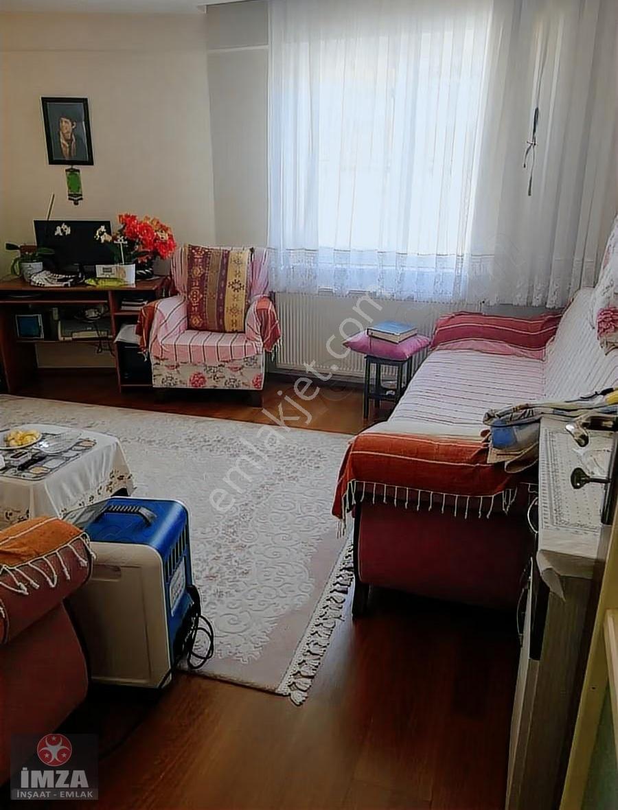 İstiklal De Satılık Geniş Kullanışlı Daire - Görsel 25