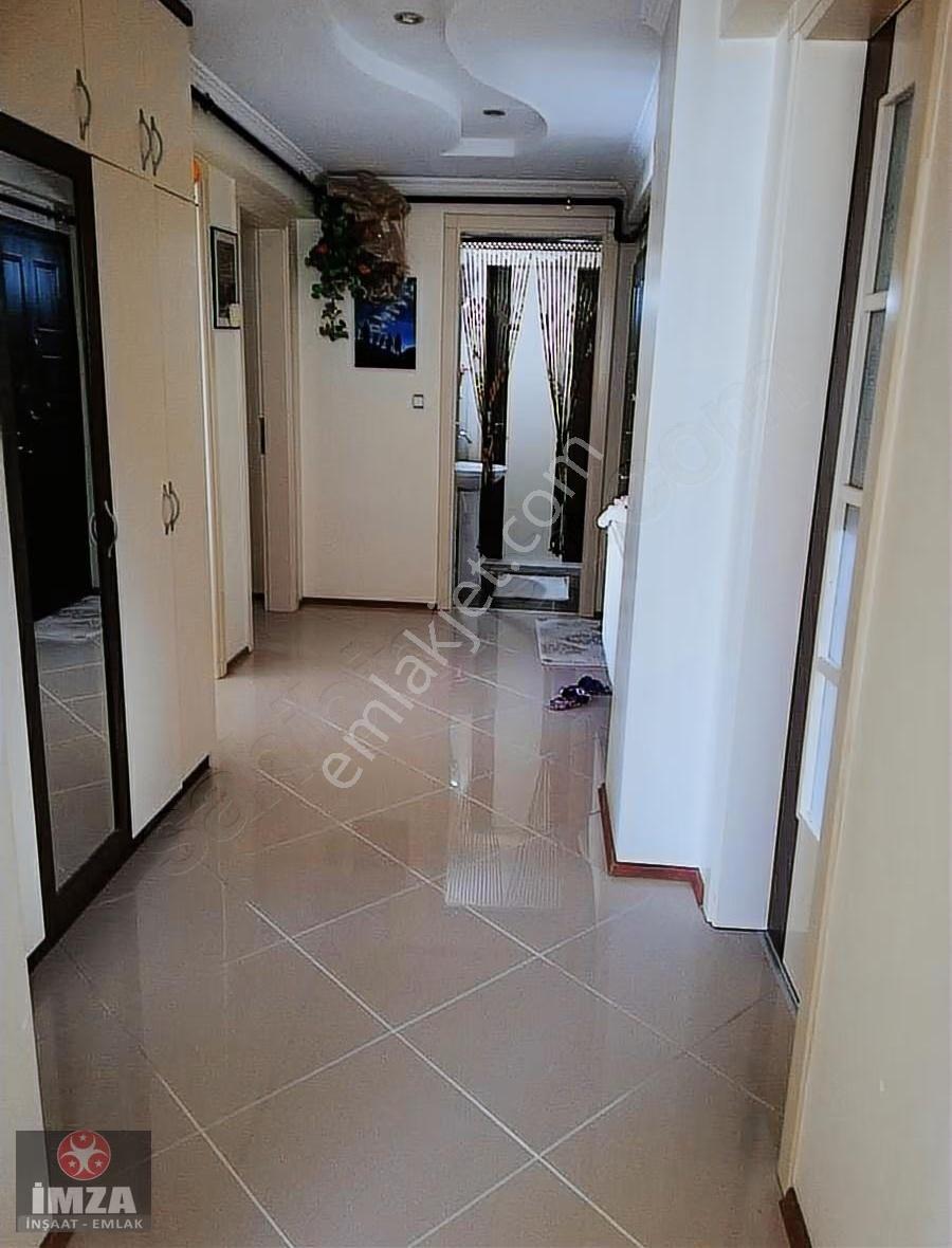 İstiklal De Satılık Geniş Kullanışlı Daire - Görsel 27