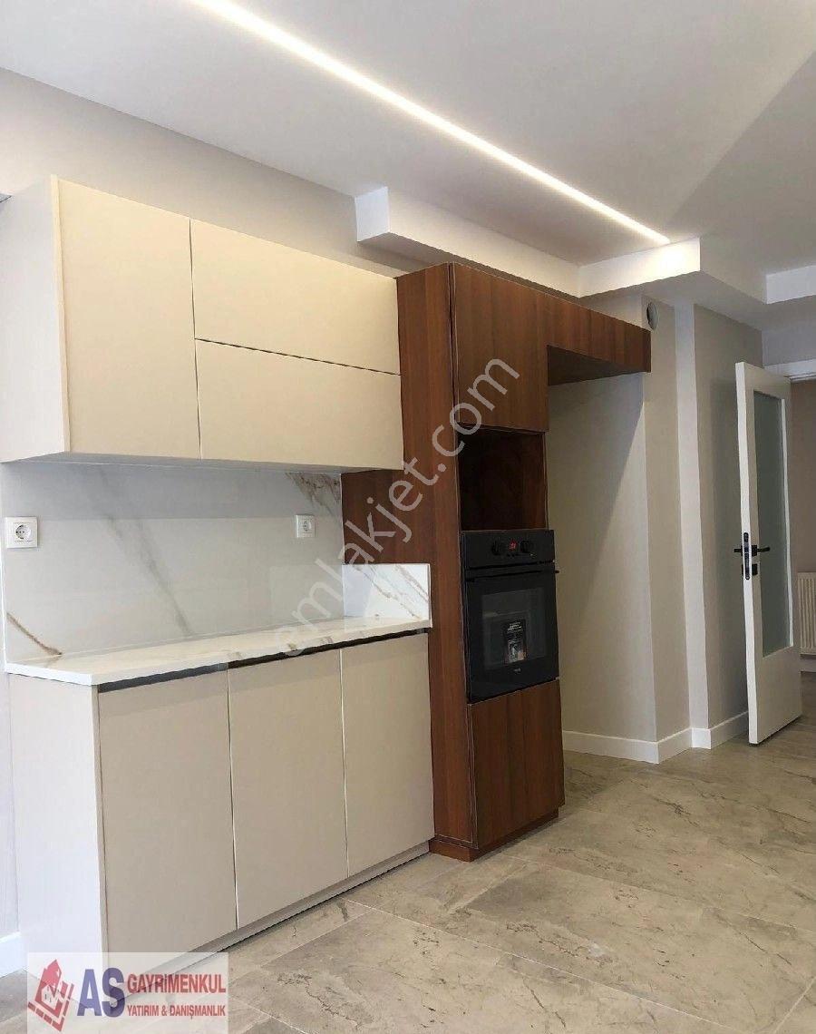 Bahçelievler Gazi Üniversitesi Yakını Yeni 3+1 Ebeveyn Banyo ,ara Kat Süper Lüks Daire - Görsel 15
