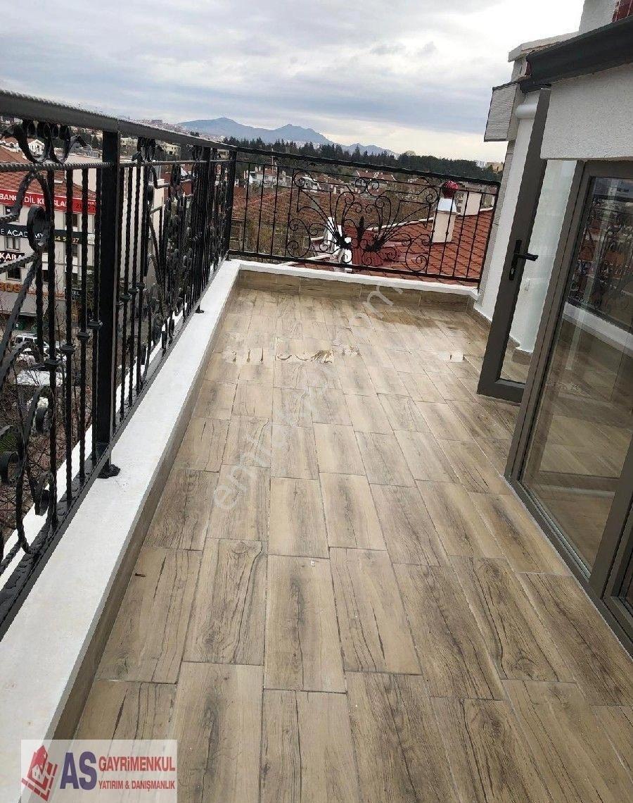 Gazi Üniversitesi Yakını Yeni Lüks Binada 2+1 Bağımsız Mutfaklı Ön Cephe Dubleks Daire - Görsel 34