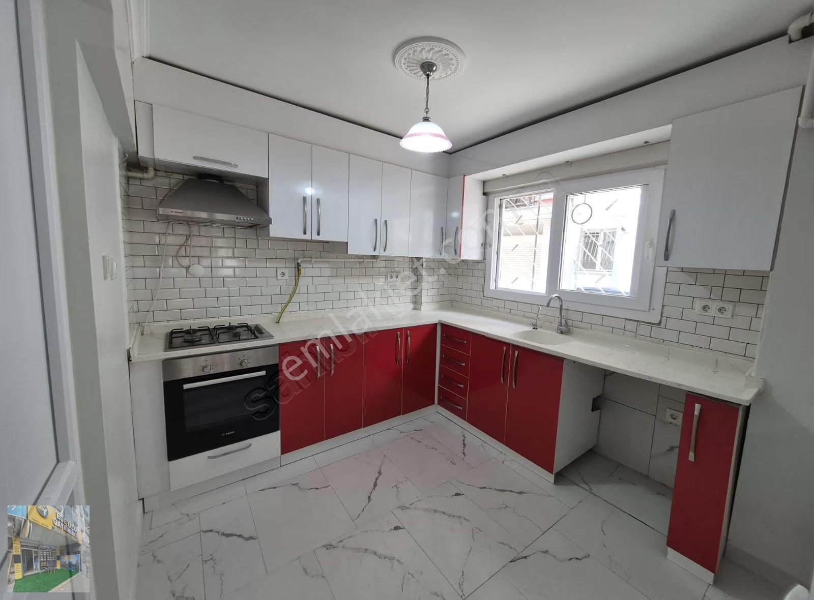 Ege Yaşamdan Satılık 2+0 82 M2 Daire Buca Fırat Mah.