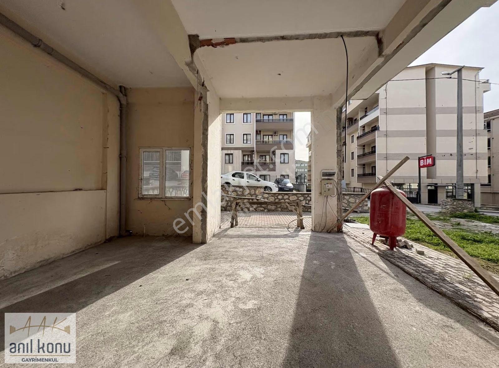 Anıl Konu'dan Tiro'ya Yakın Kiralık 100 Metrakare Dükkan - Görsel 23