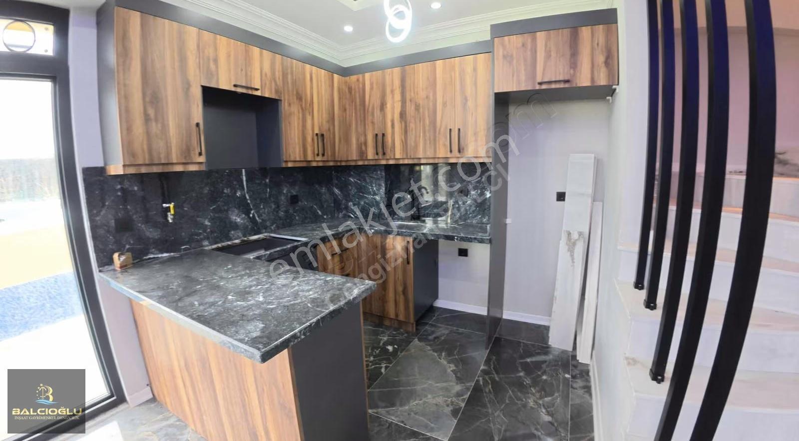 Balcıoğlundan Alanderede Uygun Lüx Havuzlu 4+1 Triplex Villa - Görsel 2