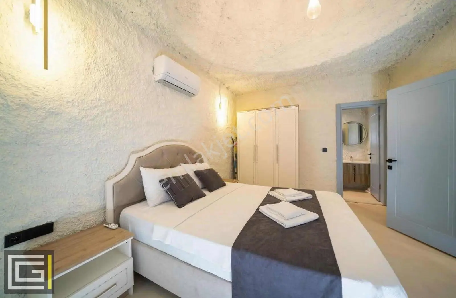 Fethiye Yanıklar Mahallesinde Müstakil Havuzlu 2+1 Kiralık Villa - Görsel 5