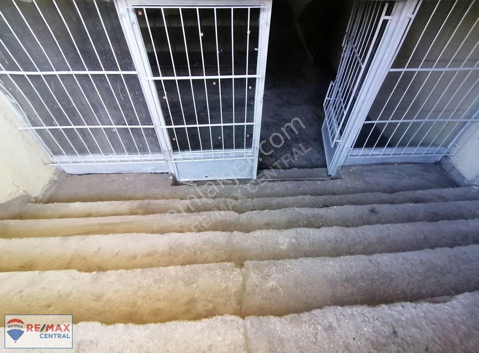 Remax Central'den Kiralık 150 M2 Dükkan&atölye&depo - Görsel 7