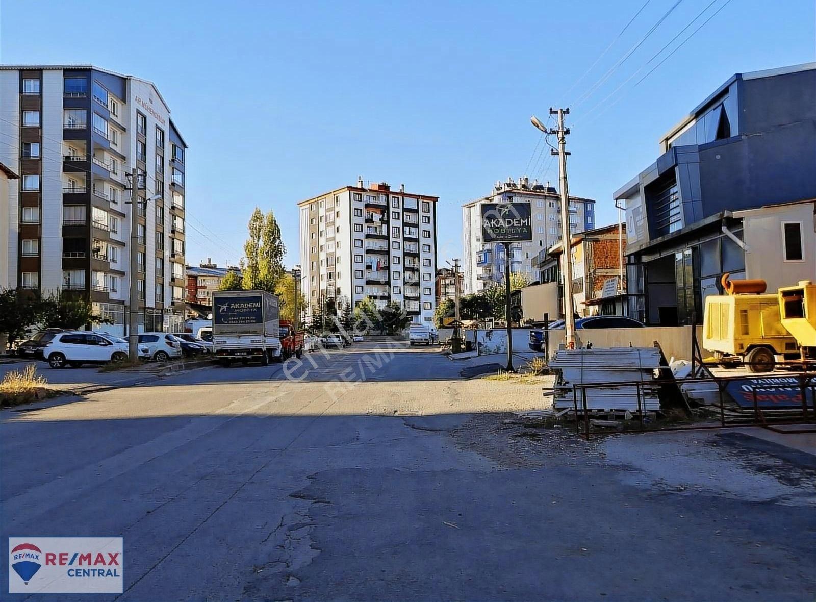 Remax Central'den Kiralık 150 M2 Dükkan&atölye&depo - Görsel 8