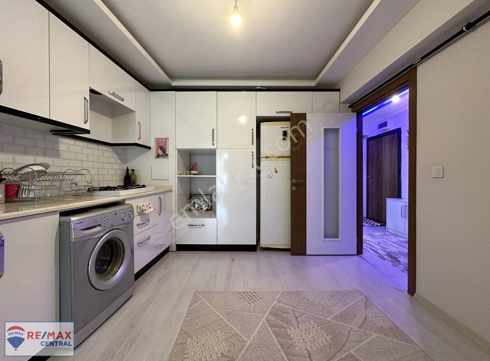 Re/max Central'dan M.a.ersoy Mah.'de 3+1 Satılık Daire - Görsel 8