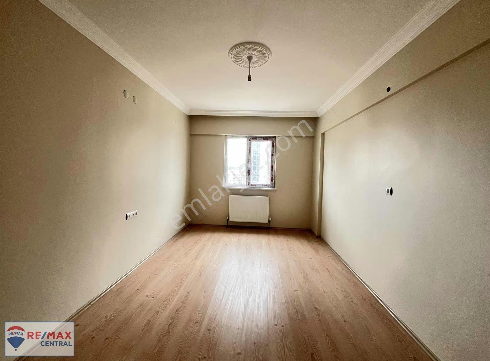 Remax Centralden Şeyhşamil'de Satılık Cadde Üstü Kilerli 3+1 - Görsel 18