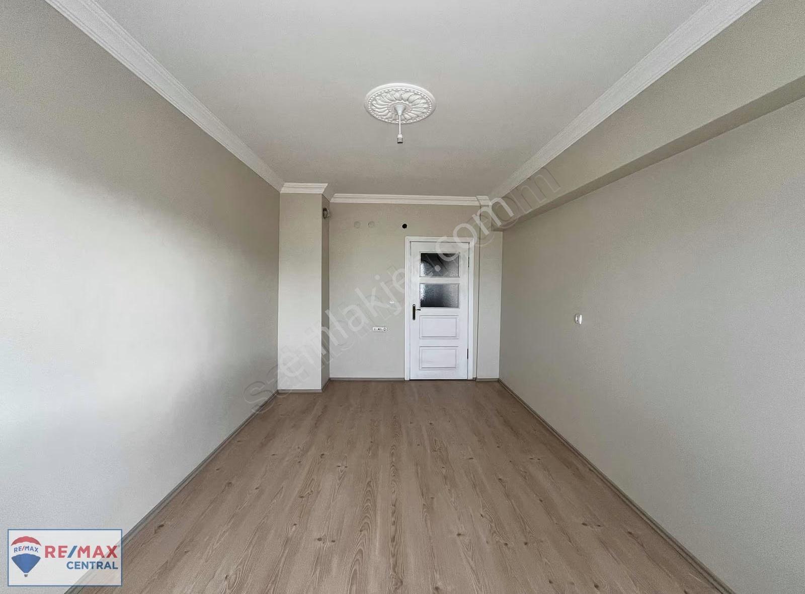Remax Centralden Şeyhşamil'de Satılık Cadde Üstü Kilerli 3+1 - Görsel 8