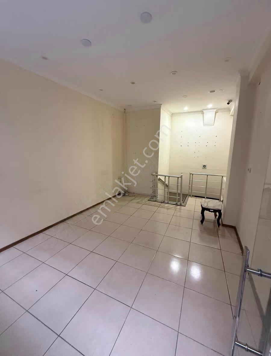 Orta Mahalle'de Satılık 60m² Dükkan - Prestijli Konum - Görsel 5