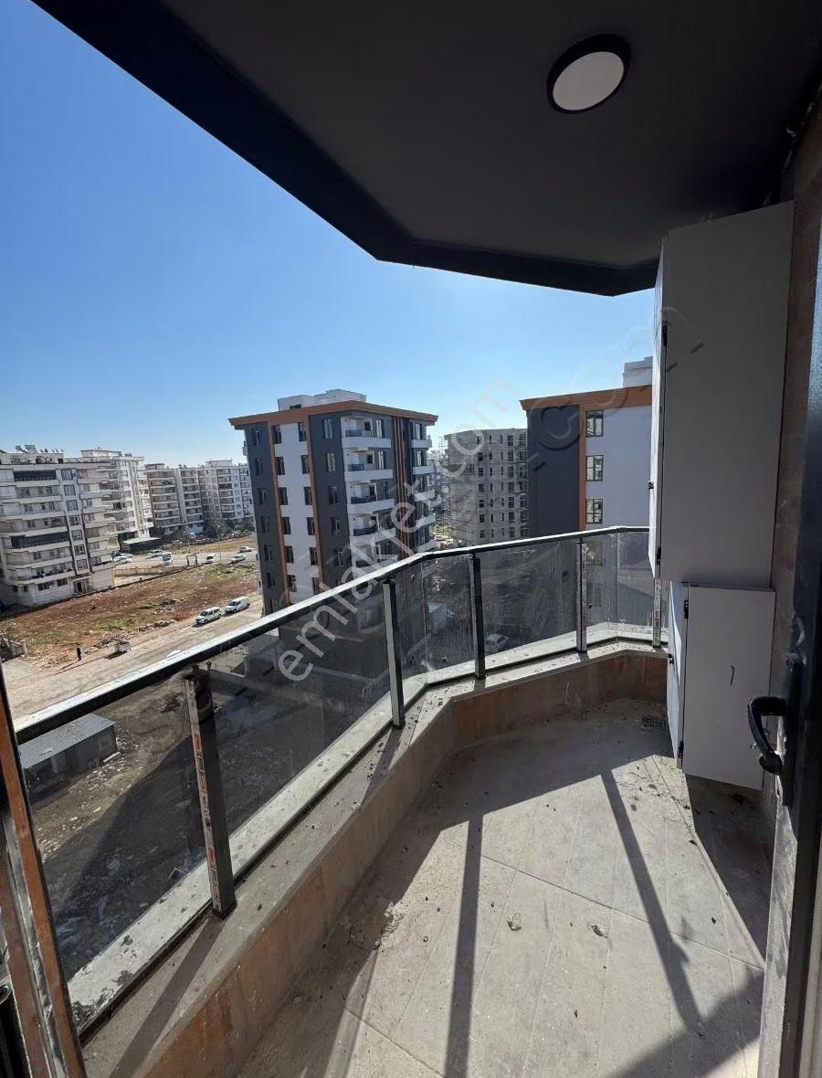 Karşıyakada Satılık 2+1 Amerikan Mutfak Lüx Daire - Görsel 10