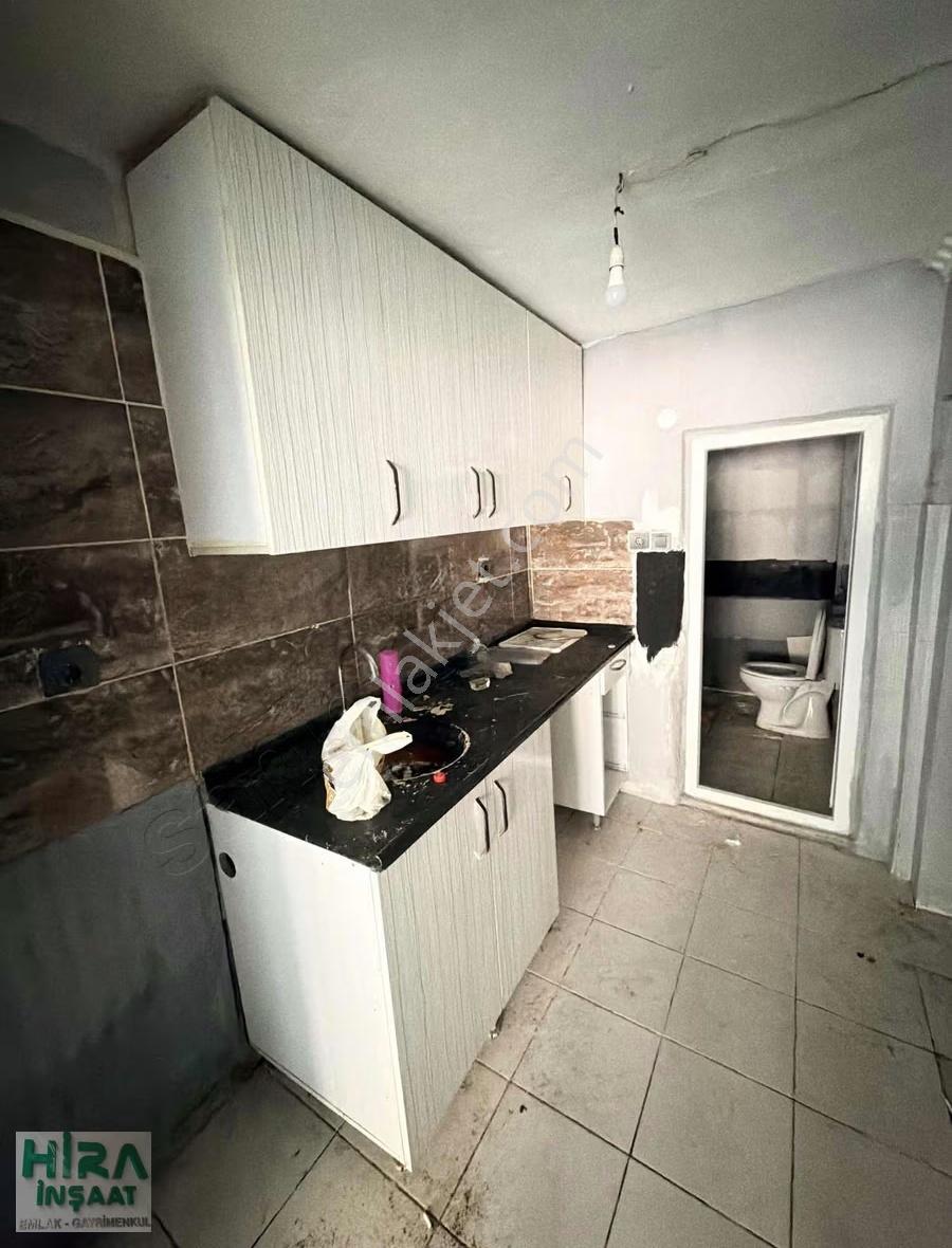 Aydın Nazilli Kurtuluş Mahallesinde Cadde Üstü - Görsel 11