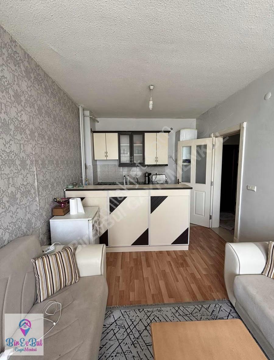 Üçkuyularda 1+1 Eşyalı Satılık Daire - Görsel 14