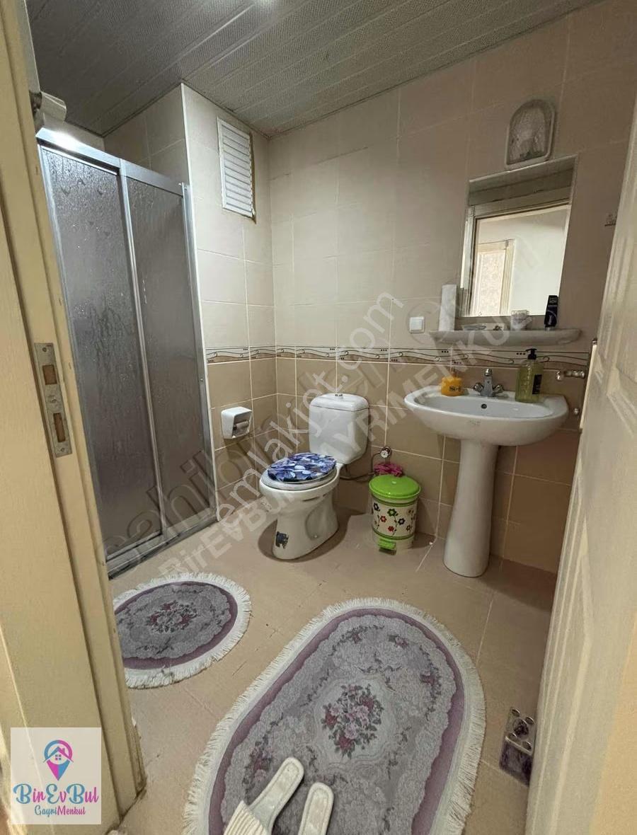 Üçkuyularda 1+1 Eşyalı Satılık Daire - Görsel 12