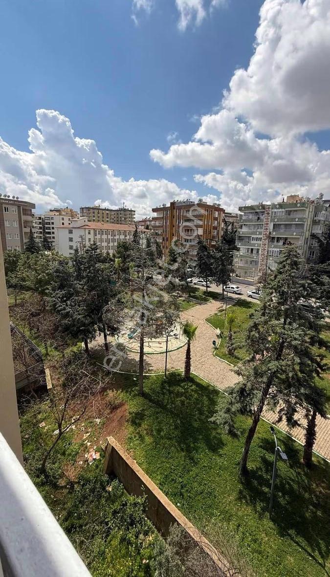 Akdem Emlaktan Kiralık 3+1 Daire - Görsel 8