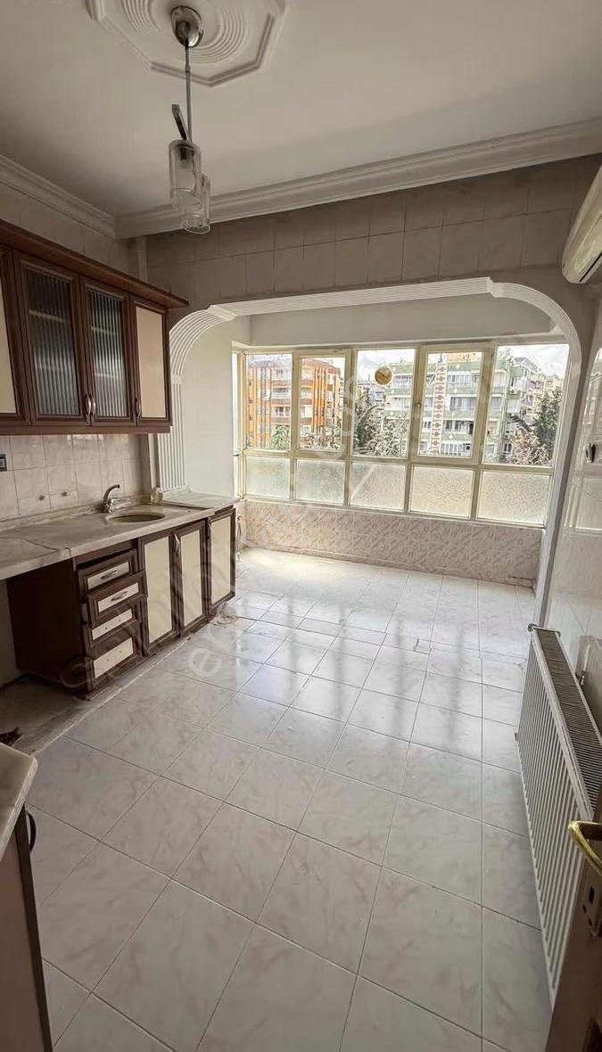 Akdem Emlaktan Kiralık 3+1 Daire - Görsel 5