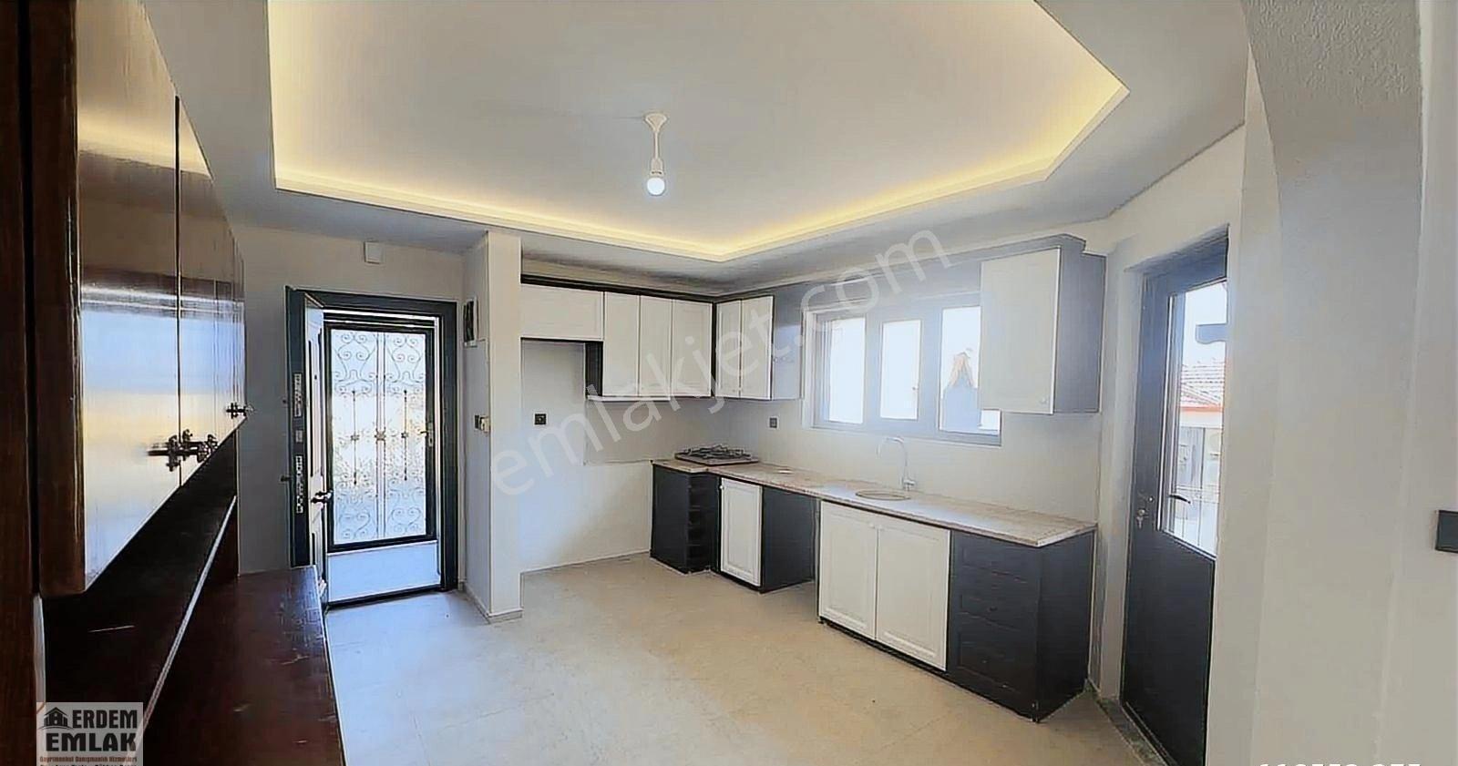 Datça İskele Merkezde Deniz Manzaralı Villa - Görsel 19