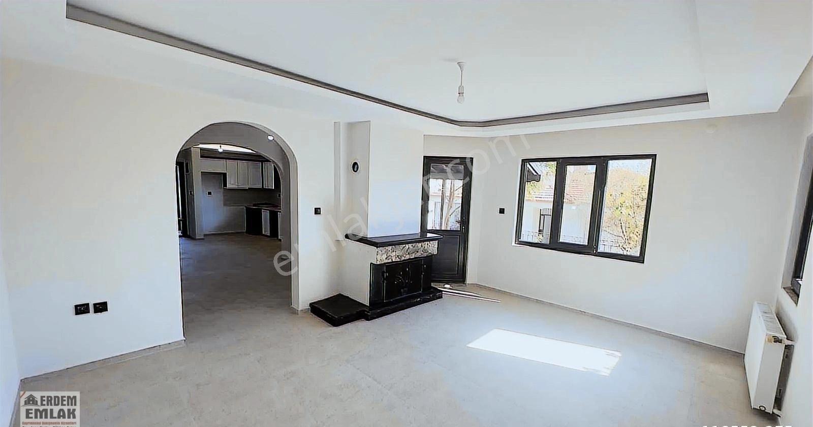 Datça İskele Merkezde Deniz Manzaralı Villa - Görsel 26