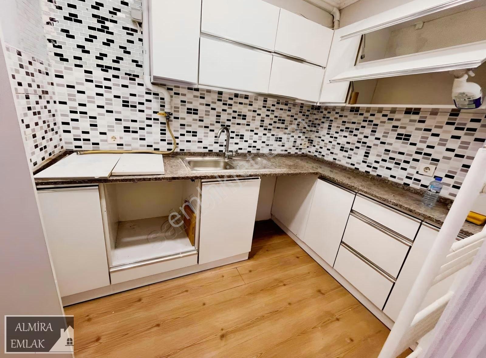 İnönü Cadde Arka Sokağı 3+1 Bakımlı D.gazlı Merkezi Yerde - Görsel 23