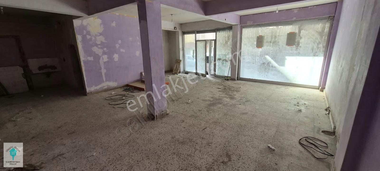 Göksal Emlaktan Caddeye Yakın 2 Katlı Kiralık Dükkan