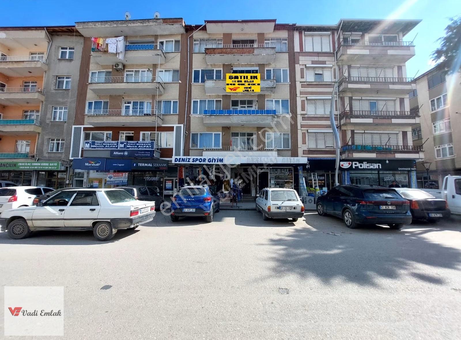 Şehir Merkezinde Satılık Ara Kat 3+1 Daire | Vadi Emlak