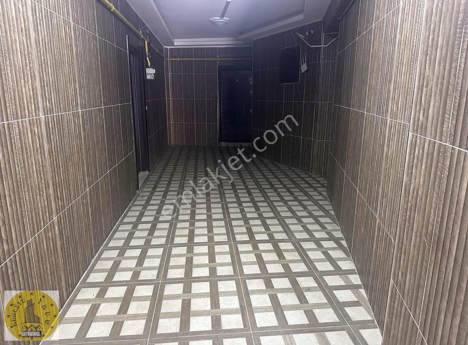 Realite Tapudan Sırında Eşyalı 1+1 Daire - Görsel 13