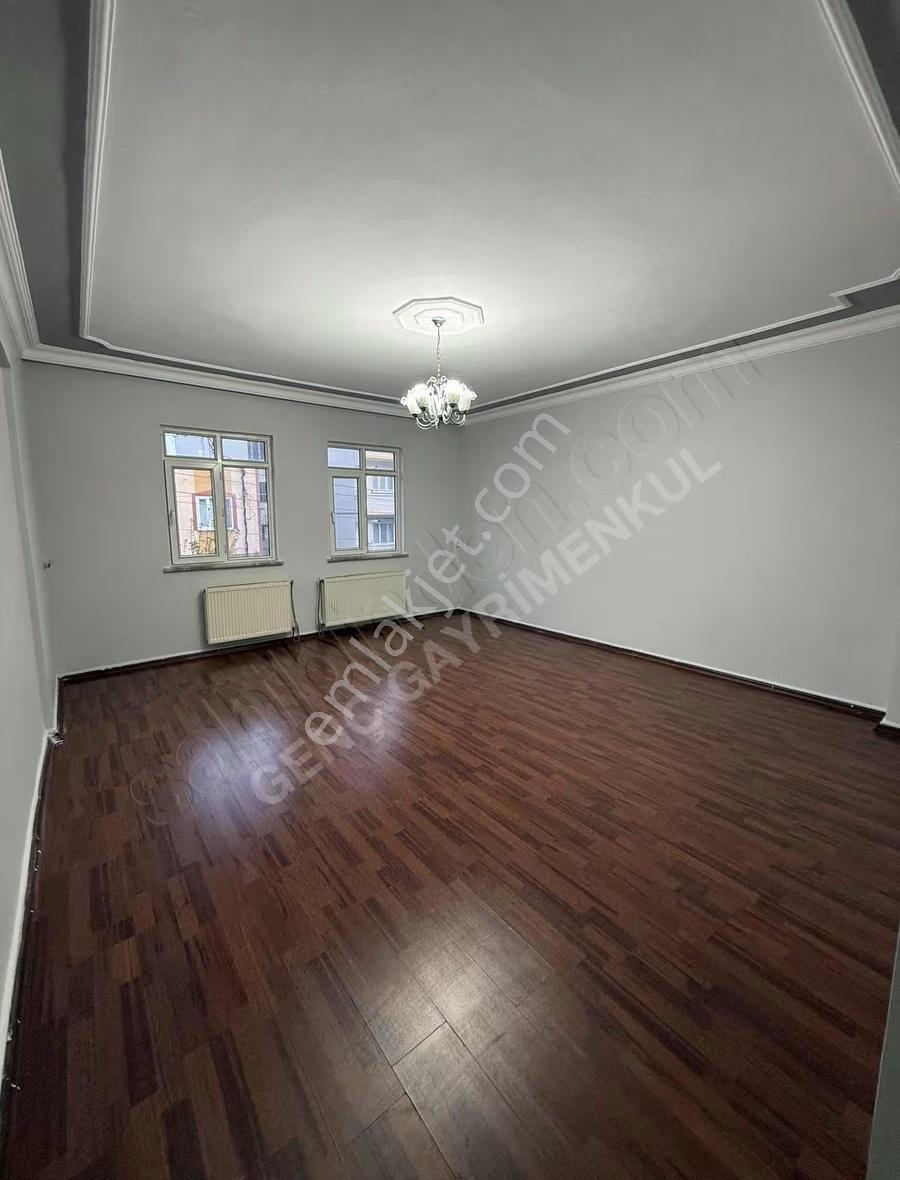 Genç Gayrimenkulden Beşevlerde Kiralık 4+1 Daire - Görsel 4