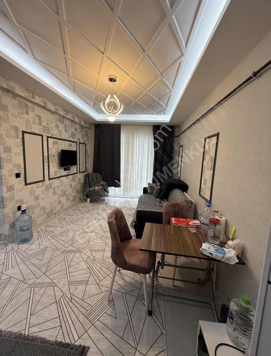 Genç Gayrimenkulden Üniversite Civarı Eşyalı 1+1 Kiralık Daire
