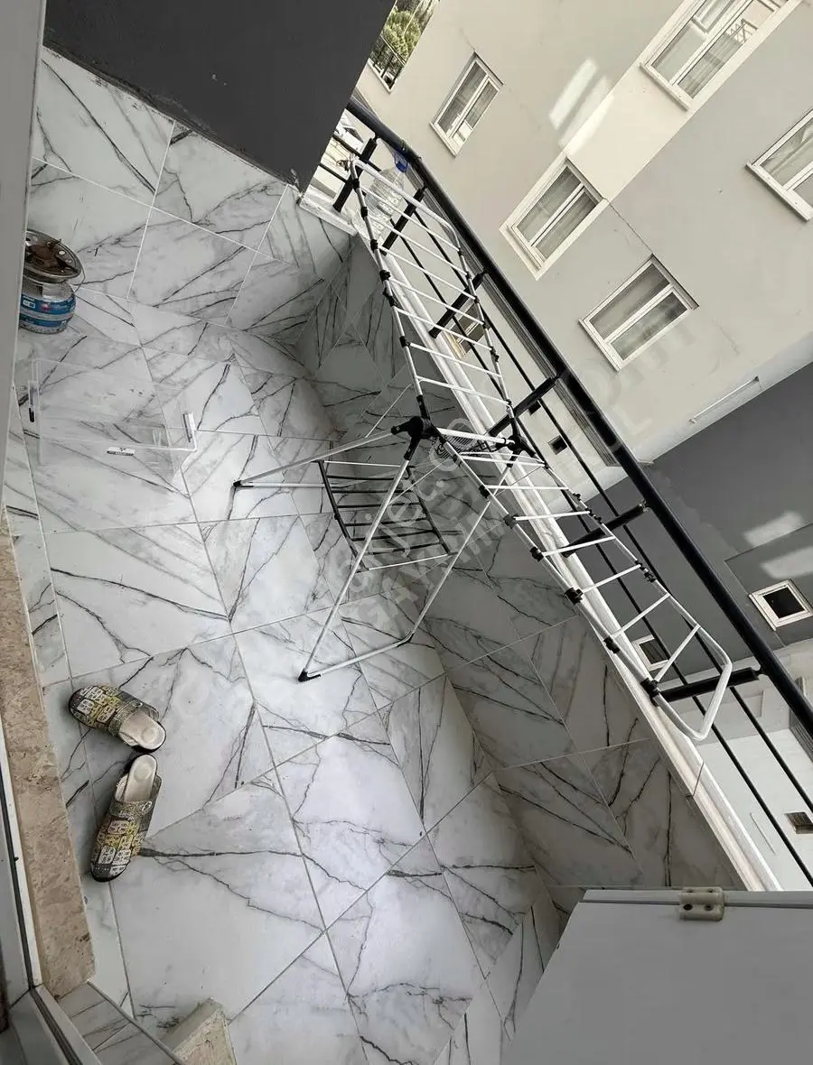 Genç Gayrimenkulden Üniversite Civarı Eşyalı 1+1 Kiralık Daire - Görsel 4