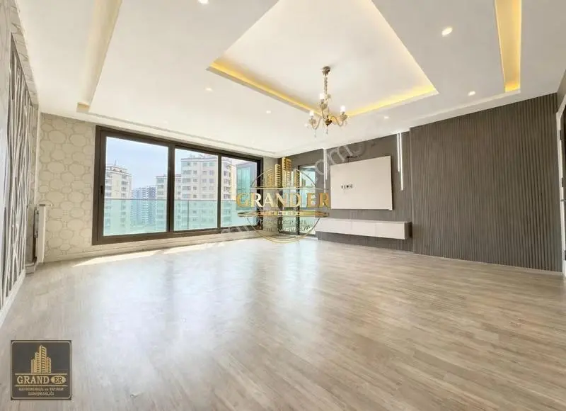 Mezitli Akdenizde Havuzlu Sitede Kaçırılmayacak Lüks 4+1 Daire - Görsel 3