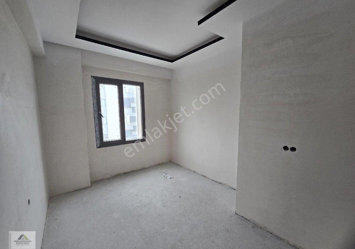 Atakent Mahallesinde Satılık Ultra Lüks Sıfır 4+1 Daire - Görsel 19
