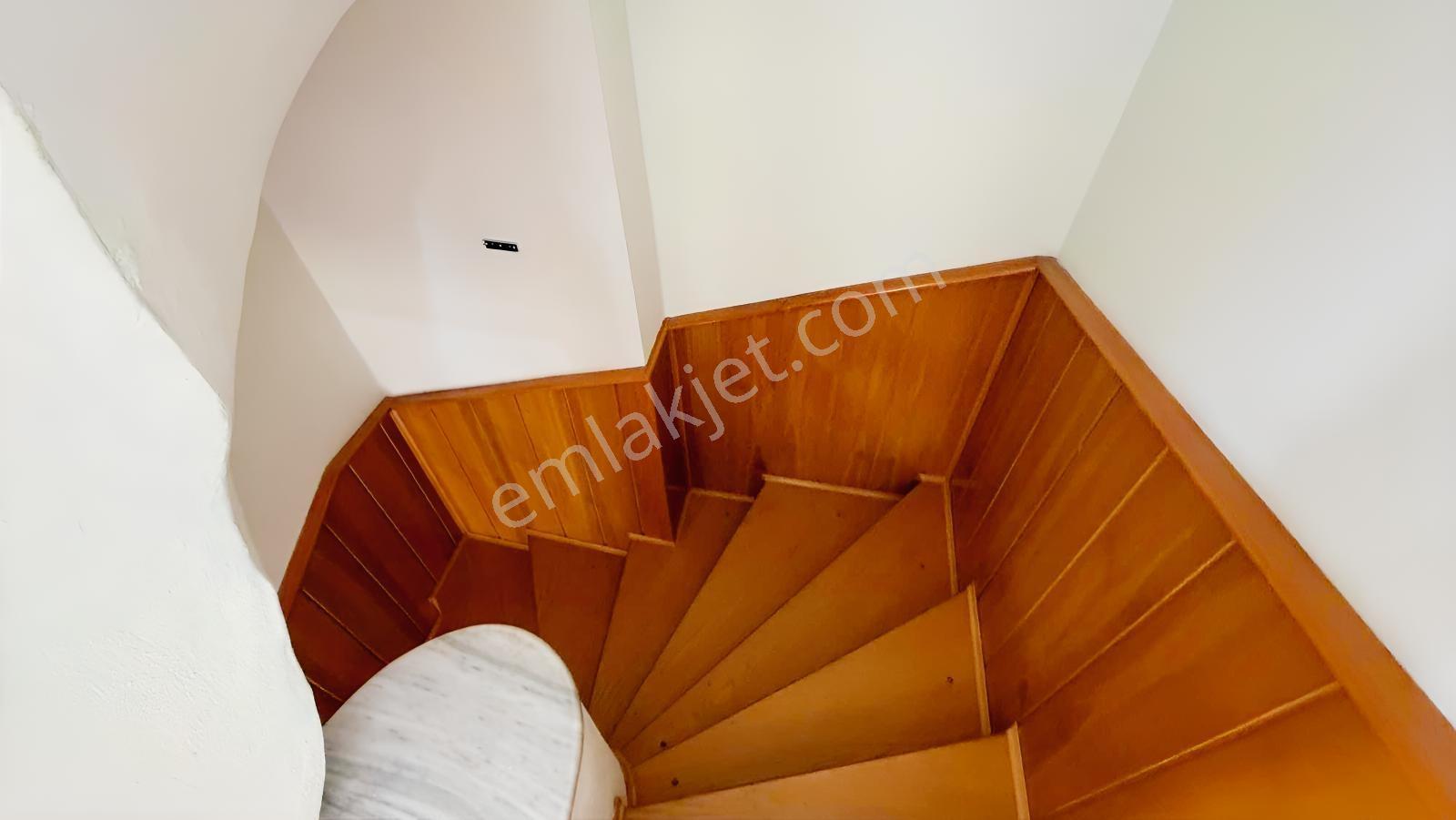 C21 İz Mehmet Çakar'dan Satılık Tribleks Villa... - Görsel 29