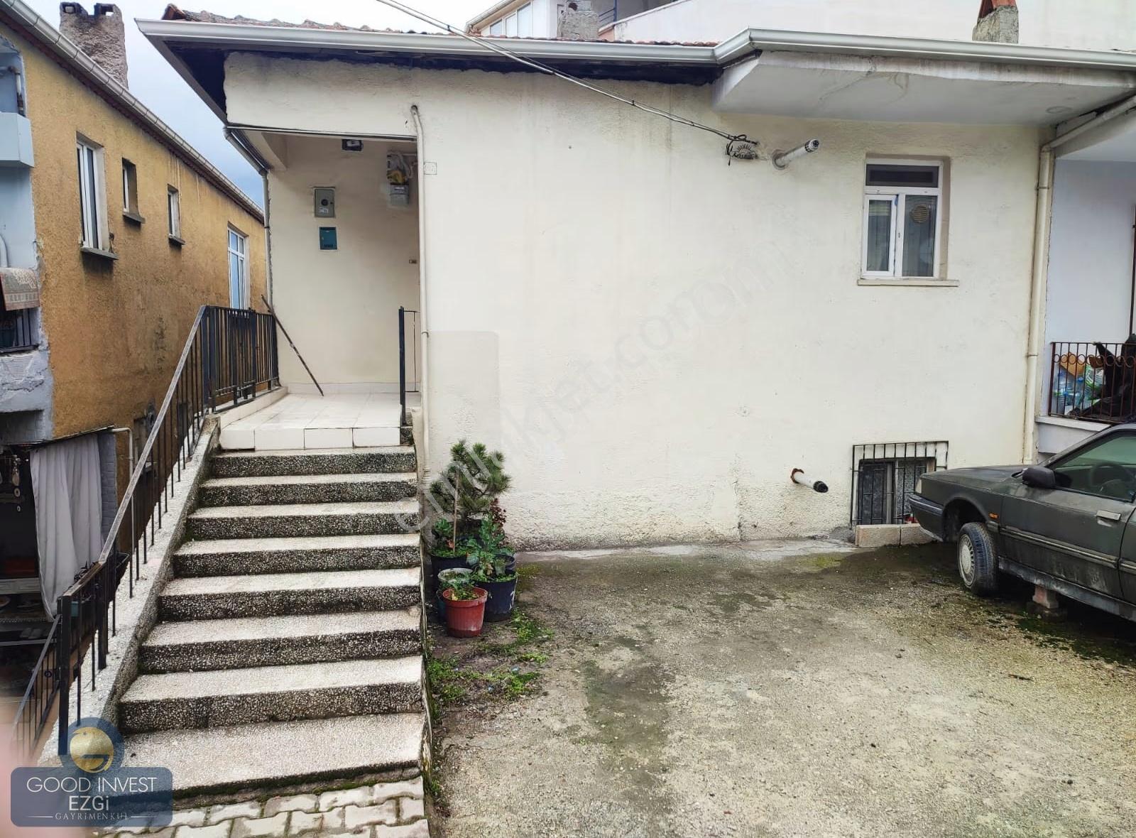 Karşıyaka Aski Üstünde Düz Giriş Daire - Görsel 8