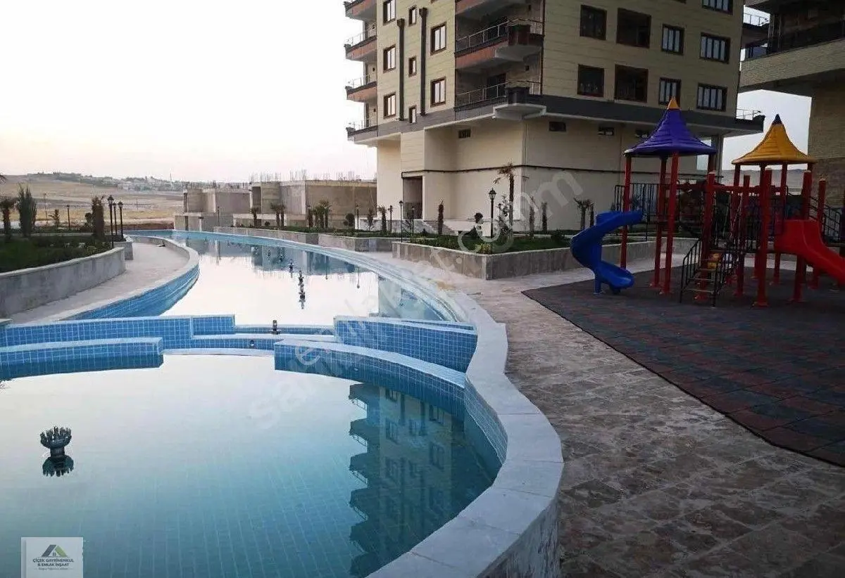 Akıllı Yasam Merkezinde Satılık 4+1daire