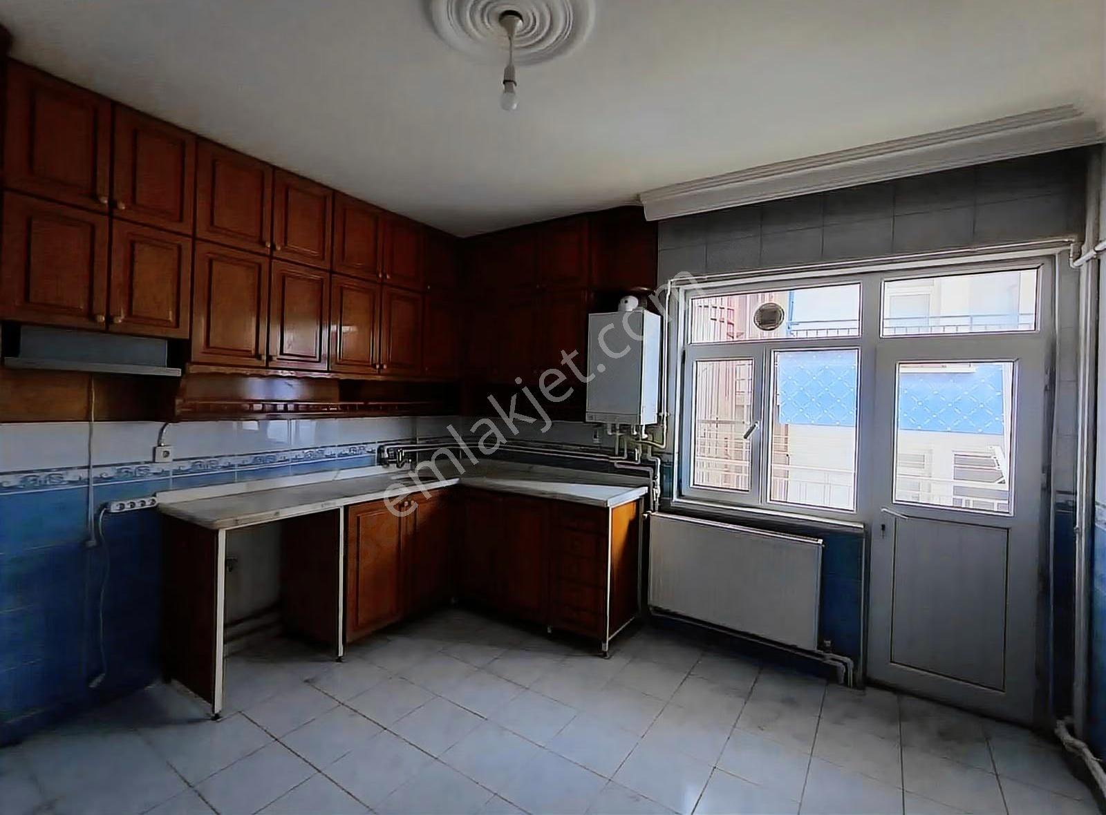 İkizler Gayrimenkul'den Fırat Mahallesi Kiralık 3+1 Daire.. - Görsel 8