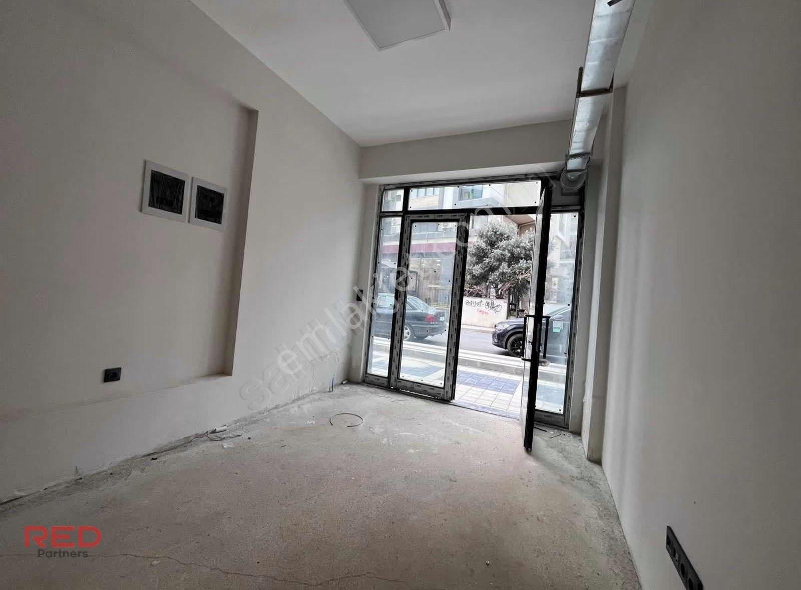 Tuzla Cami Mahallesinde Sıfır Yola Cephe 20 M² Kiralık Dükkan - Görsel 19