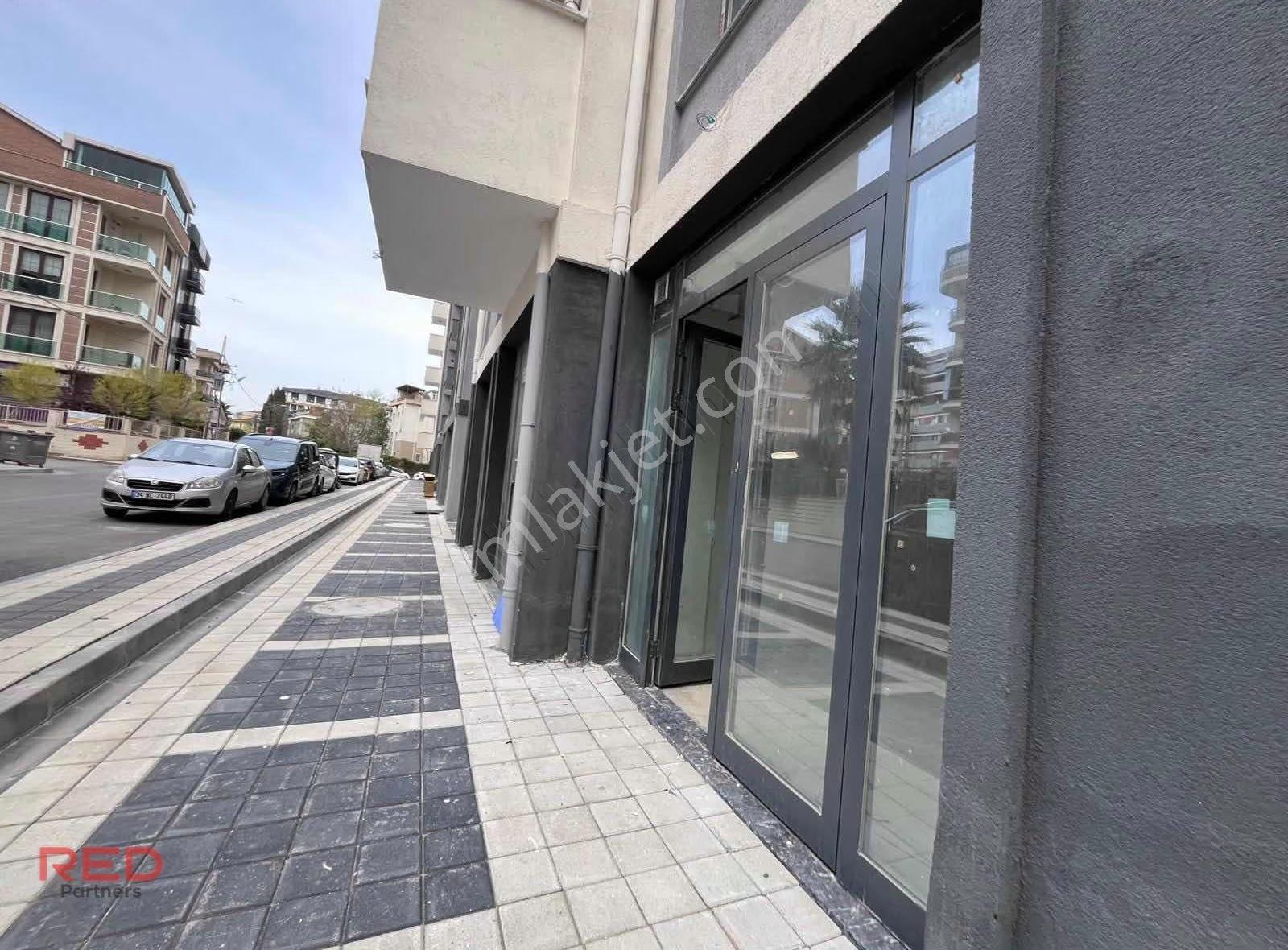 Tuzla Cami Mahallesinde Sıfır Yola Cephe 20 M² Kiralık Dükkan - Görsel 5