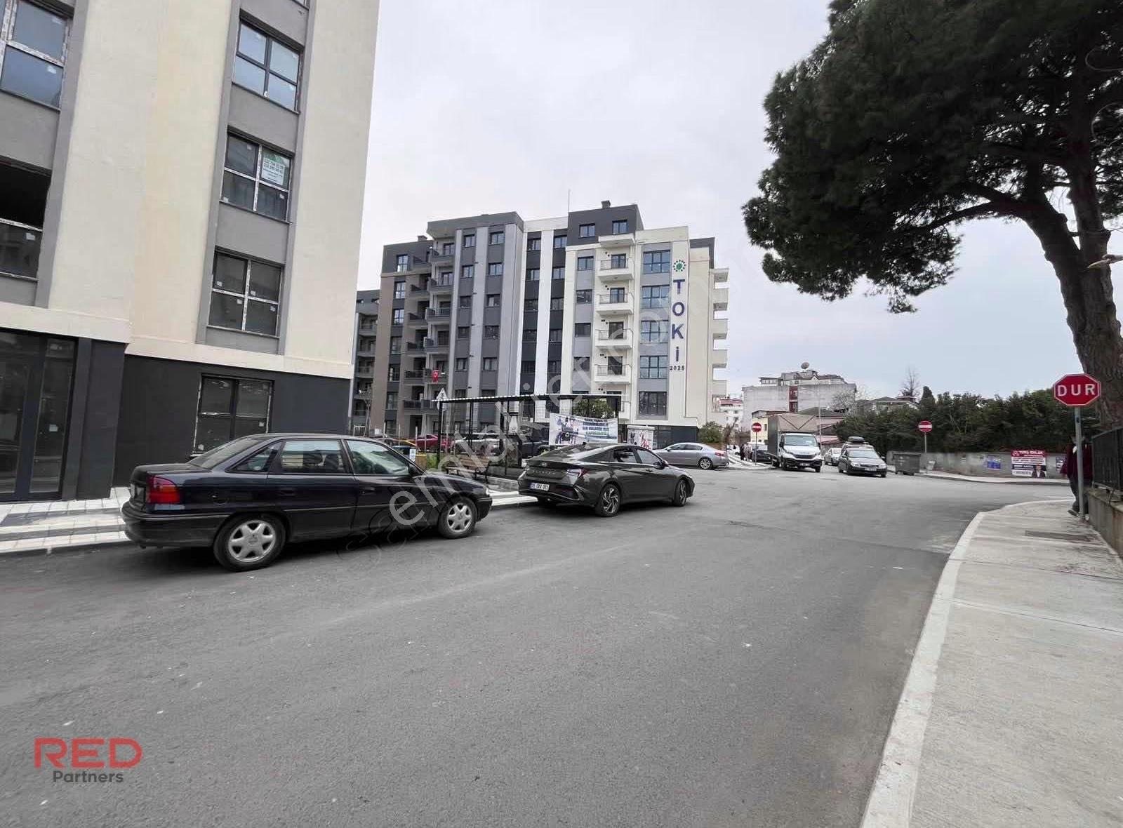 Tuzla Cami Mahallesinde Sıfır Yola Cephe 20 M² Kiralık Dükkan - Görsel 6