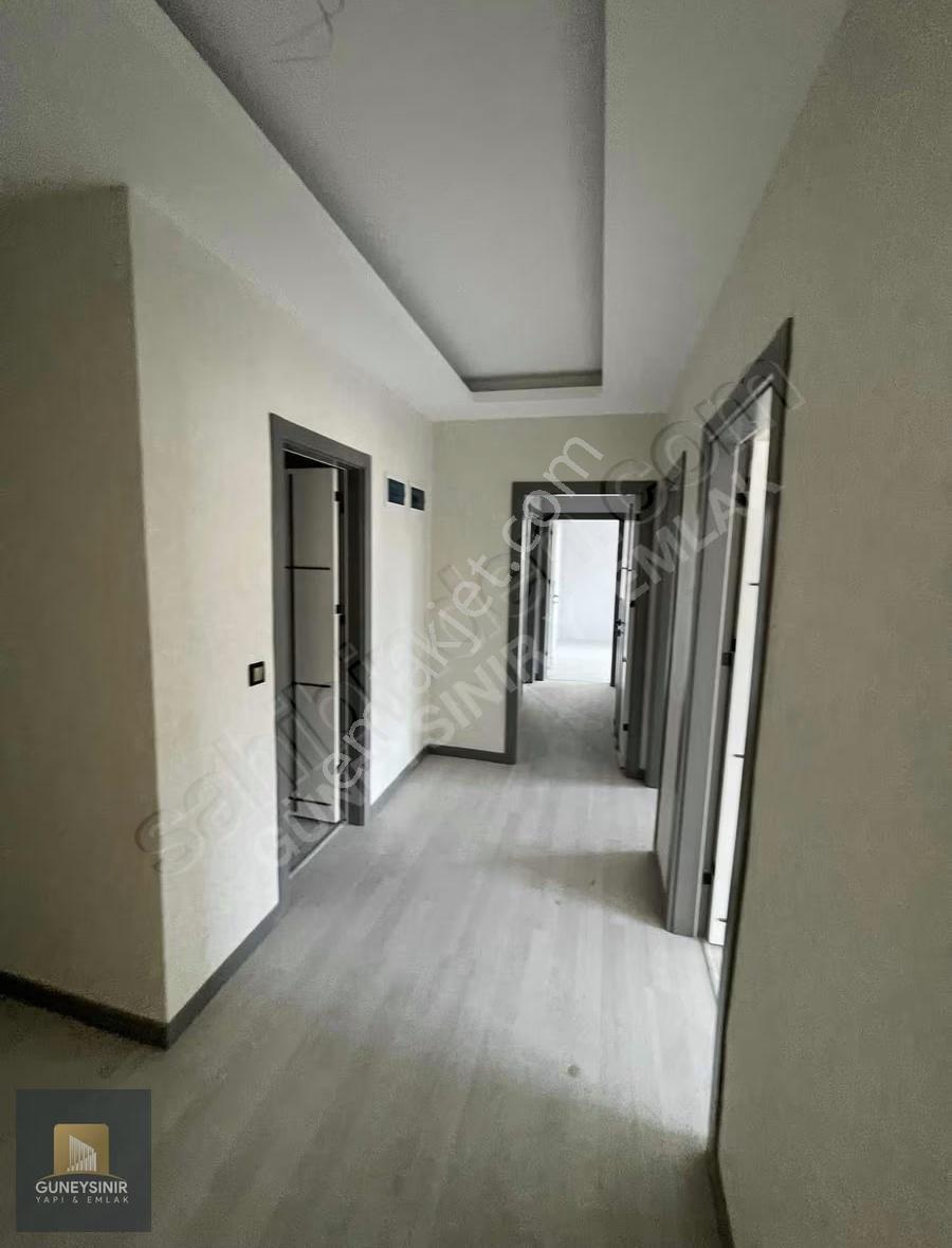 Fetih Cad. Mengene Ve Altıyol Kavşağı Yakını Arakat 3+1 - Görsel 11