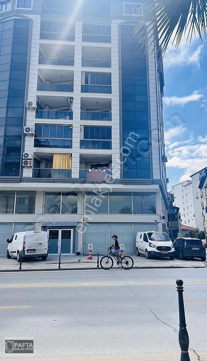 Atatürk Caddesi Üzeri Kiralık 900m2 İşyeri - Görsel 3