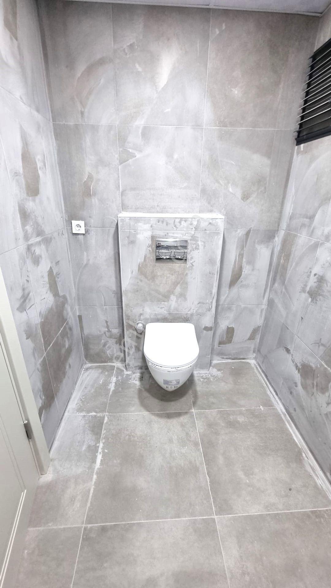 Caddebostan İskele Sk Üzeri Migros Tarafı 40 M2 Ön Kullanımlı - Görsel 19