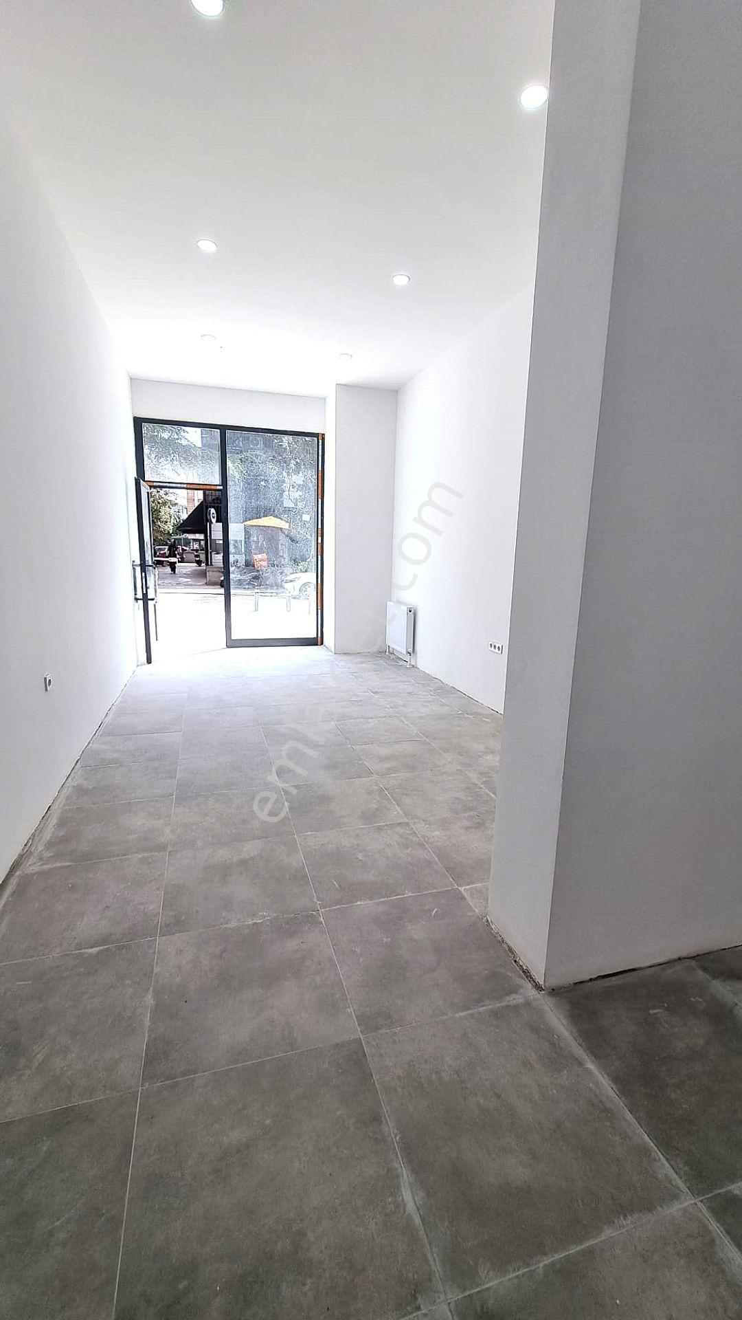Caddebostan İskele Sk Üzeri Migros Tarafı 40 M2 Ön Kullanımlı - Görsel 15