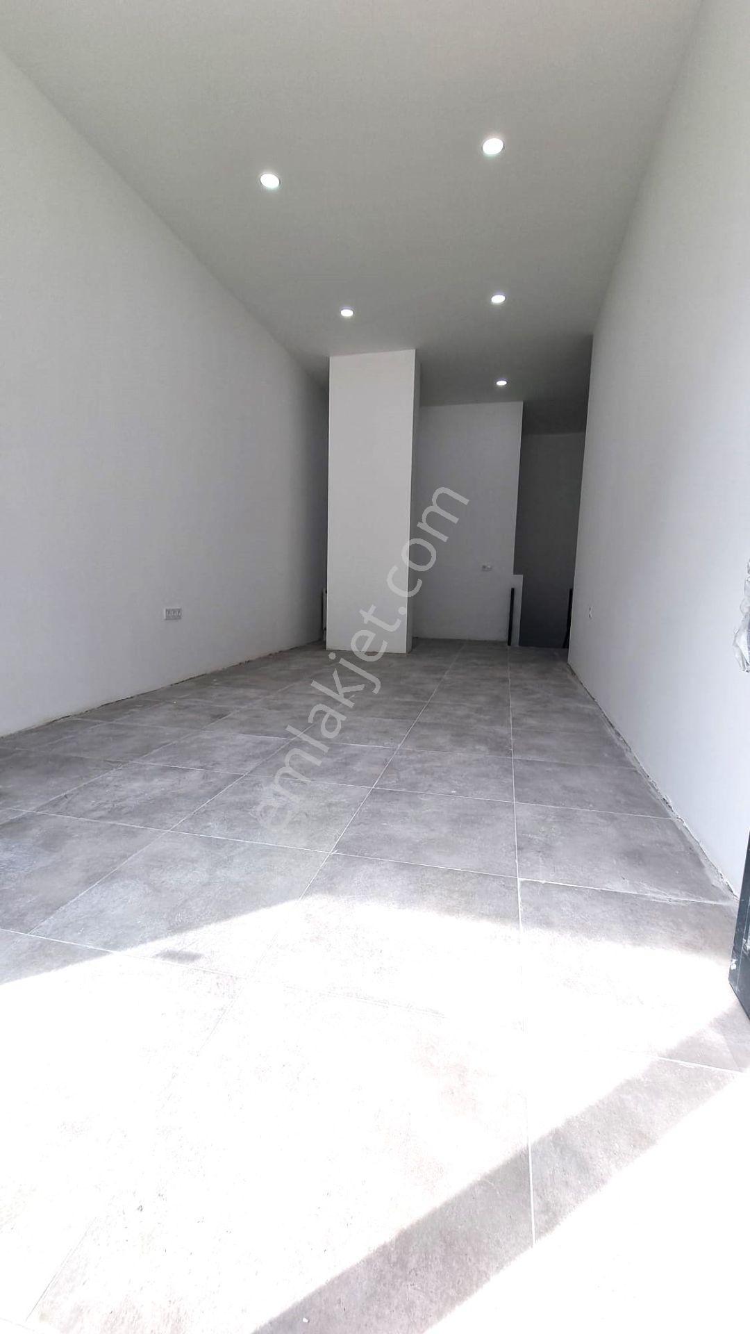 Caddebostan İskele Sk Üzeri Migros Tarafı 40 M2 Ön Kullanımlı - Görsel 13