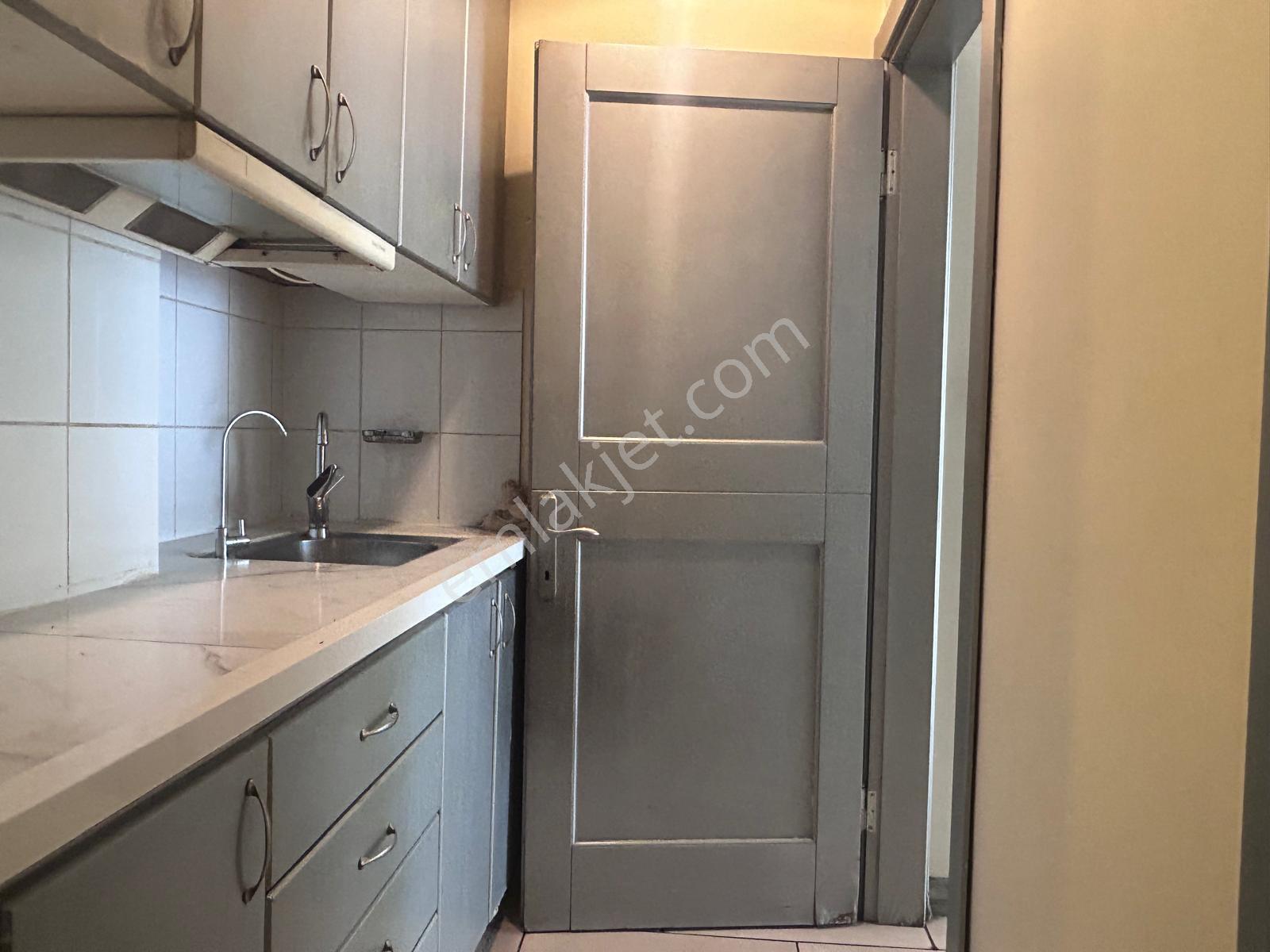 Şişli Teşvikiye Vitrinli Kiralık 2+1 Ofis Dairesi - Görsel 14