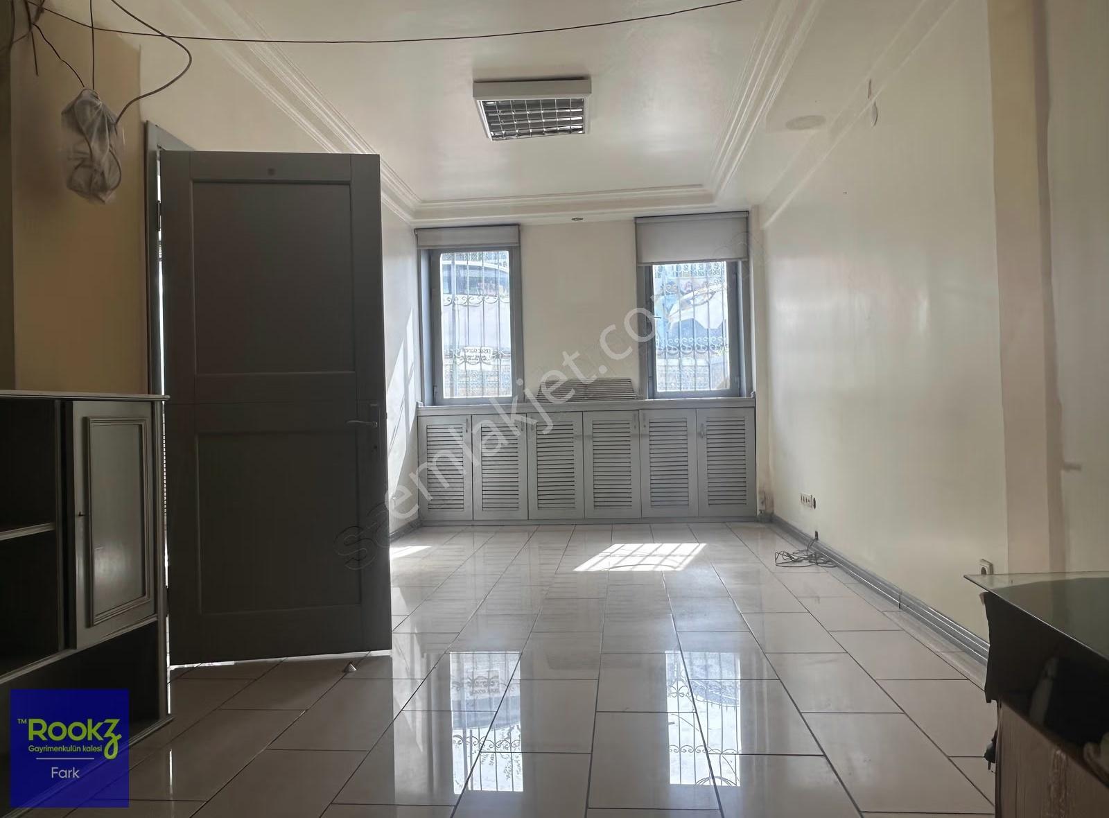 Şişli Teşvikiye Vitrinli Kiralık 2+1 Ofis Dairesi - Görsel 6
