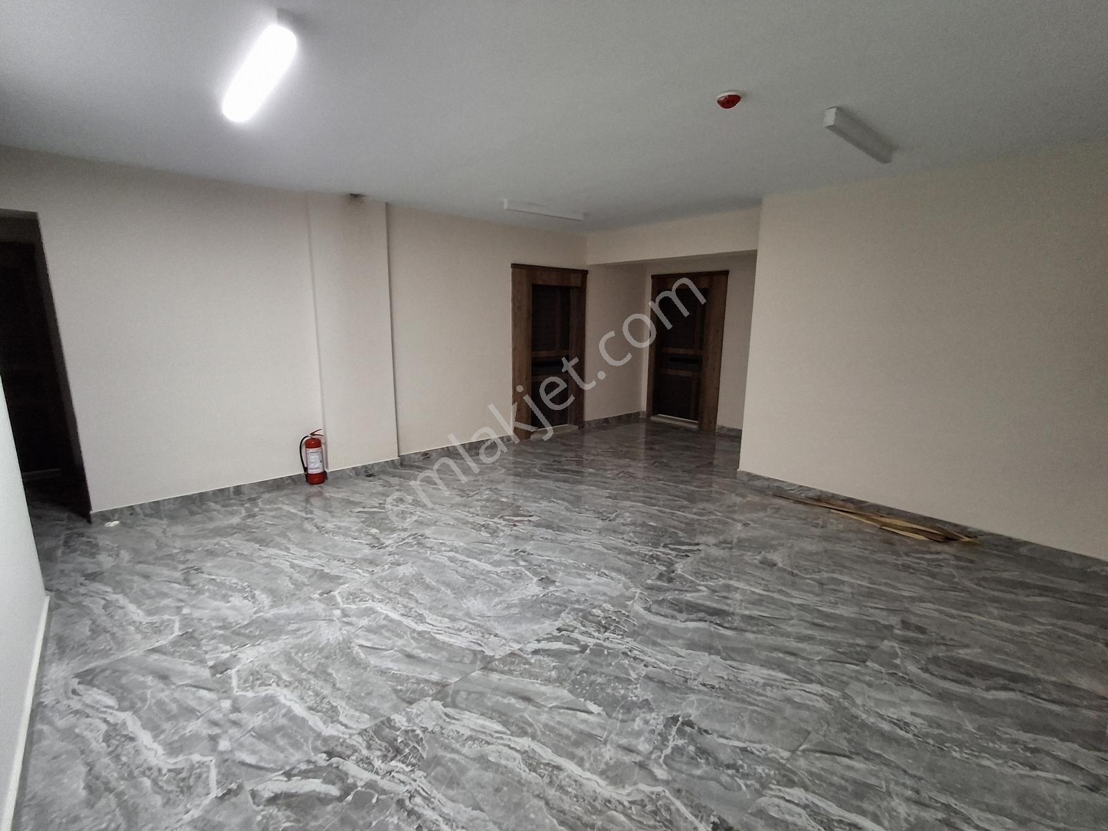 İvedikte 3 Katlı 655 M2 Satılık Hazır Atölye - Görsel 11