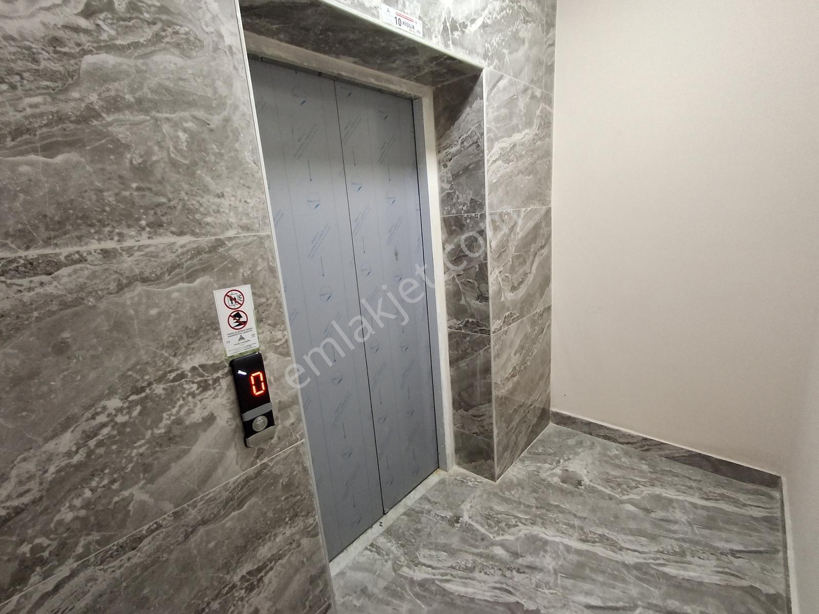 İvedikte 3 Katlı 655 M2 Satılık Hazır Atölye - Görsel 12